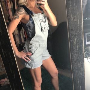Pinstripe 80’s orig overall shorts